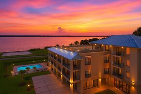The Citrus on the Lake