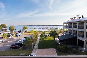 The Citrus on the Lake