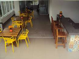 AlphaPark Hotel