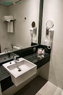 AlphaPark Hotel