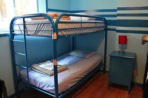 Kelowna International Hostel