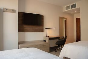 Holiday Inn Express Mexico City Satelite by IHG