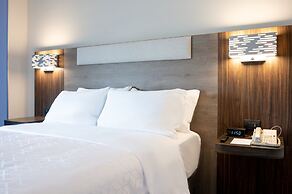 Holiday Inn Express Mexico City Satelite by IHG