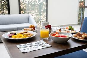 Holiday Inn Express Mexico City Satelite by IHG