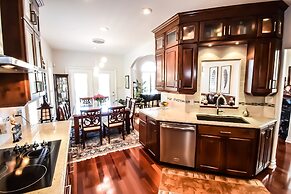 Graystone Bed and Breakfast