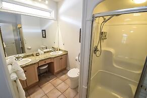 Graystone Bed and Breakfast