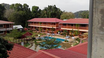 Purnama Beach Resort