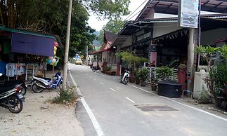 Purnama Beach Resort