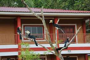 Purnama Beach Resort