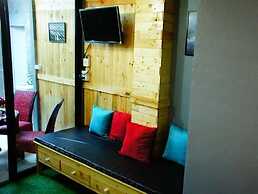 Nap Box Hostel