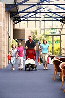 Agnes Blackadder Hall Campus Accommodation