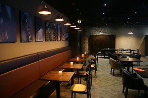 Agnes Blackadder Hall Campus Accommodation