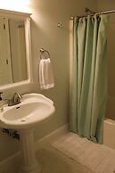 3 Waves Bed & Breakfast