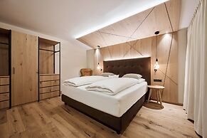 VALARA Alpine Art Hotel