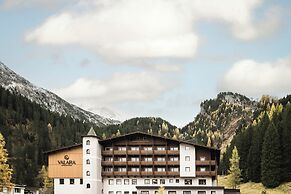 VALARA Alpine Art Hotel