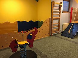 VALARA Alpine Art Hotel