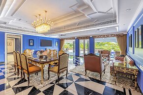 Mayfair Palm Beach Resort