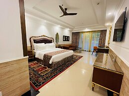 Mayfair Palm Beach Resort