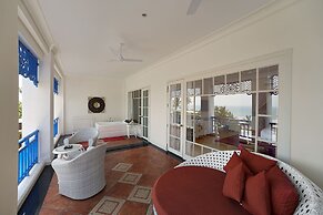 Mayfair Palm Beach Resort