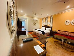 Mayfair Palm Beach Resort