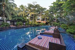 Mayfair Palm Beach Resort