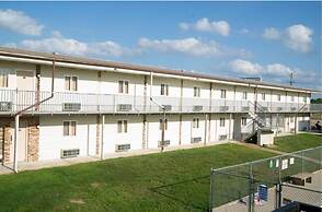 Marshall Lodge By OYO Hwy 65
