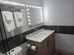 Marshall Lodge By OYO Hwy 65