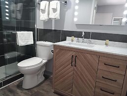 Marshall Lodge By OYO Hwy 65