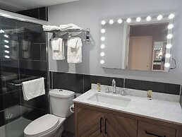 Marshall Lodge By OYO Hwy 65