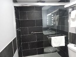 Marshall Lodge By OYO Hwy 65