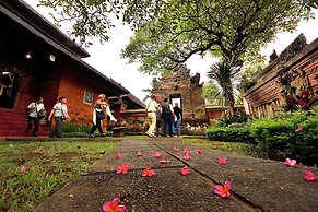 Inna Bali Heritage Hotel