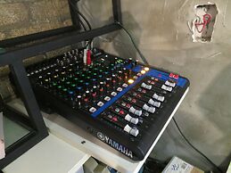 Inno Hostel & Pub Lounge Hongdae