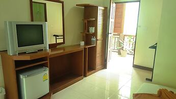 Rattana Guesthouse & Bungalow