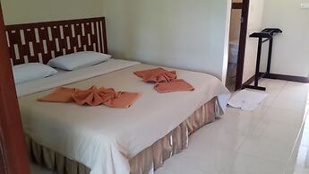 Rattana Guesthouse & Bungalow