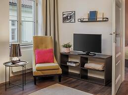 4 Arts Apartments by Adrez Living