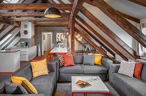 4 Arts Apartments by Adrez Living