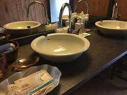 Okada Ryokan Warakutei