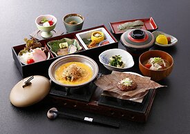 Okada Ryokan Warakutei