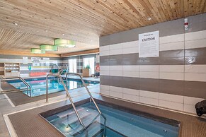 Sandman Hotel Oakville