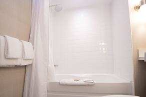 Sandman Hotel Oakville