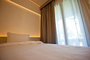 BED Phrasingh Hotel - Adults Only