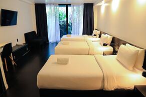 BED Phrasingh Hotel - Adults Only