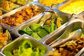 BED Phrasingh Hotel - Adults Only