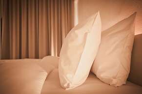 BED Phrasingh Hotel - Adults Only