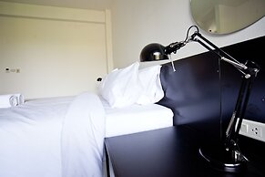 BED Phrasingh Hotel - Adults Only