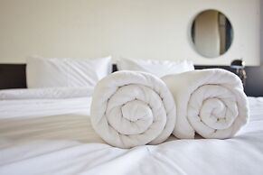 BED Phrasingh Hotel - Adults Only