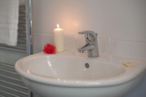 Windsor Street Apartments