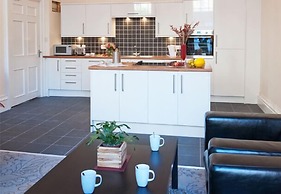 Windsor Street Apartments