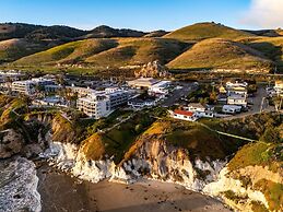 The Tides Oceanview Inn and Cottages