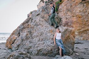 The Tides Oceanview Inn and Cottages